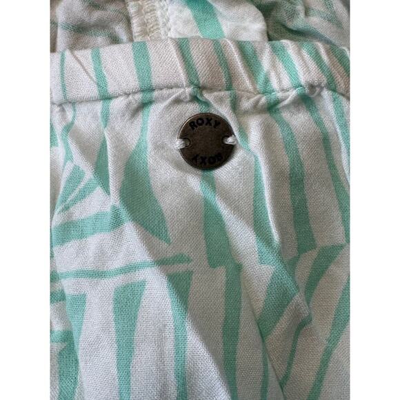 ROXY Tank/Crop top, size women's Medium; ADORABLE styling, teal & white - Picture 4 of 6